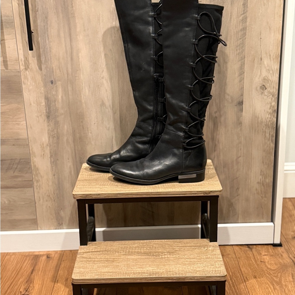 Vince Camuto Parle Black Knee-High Lace-Up Boots, Size 8.5